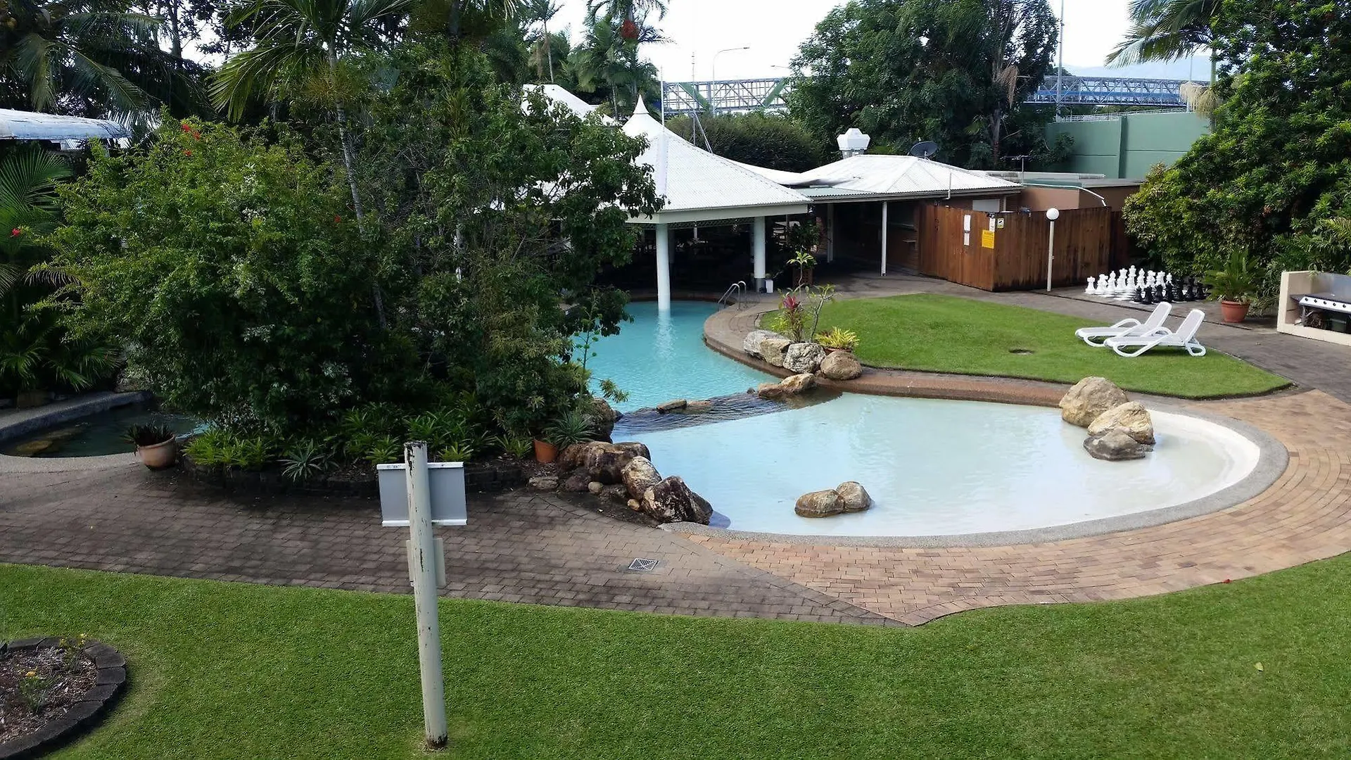 Cairns Gateway Resort